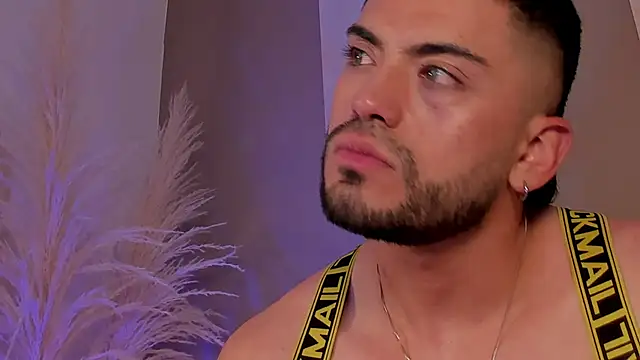 Alexander_Diazzn Webbikameraesitys