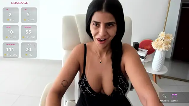 renata_t_'s Live XXX Chat