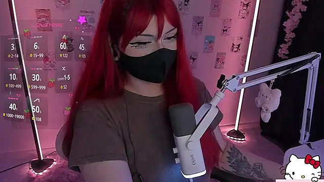 -Nanamin-'s Live XXX Chat