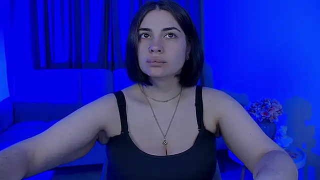 Živý XXX chat AdrianaToress