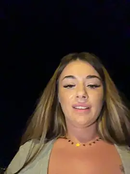 IsabellaEtthan's Live XXX Chat