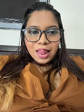 Czat XXX na żywo – Malika_Secrets