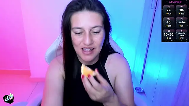 Chat XXX ao vivo de Saskyaa