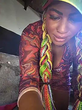 AmazonianMistress' Webcam Show