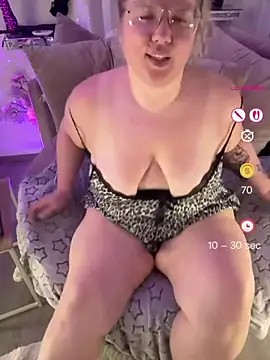 KimberlyCurves Live XXX-Chat
