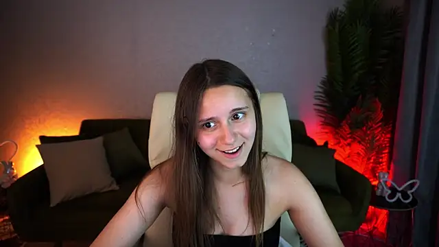 TinyNatalie Chat XXX live
