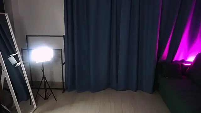 AmiliFox1 – Live XXX-chat