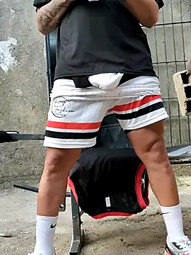 PIGHIGHDIRTY_p0のライブXXXチャット