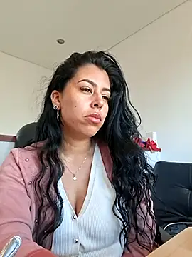 Czat XXX na żywo – Luianna