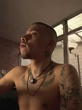 Chat XXX ao vivo de AlphaMasterXxx