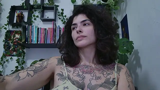 TaliMajesty Adlı Modelin Canlı XXX Sohbeti