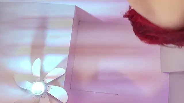 Онлайн чат XXX JupiteFox