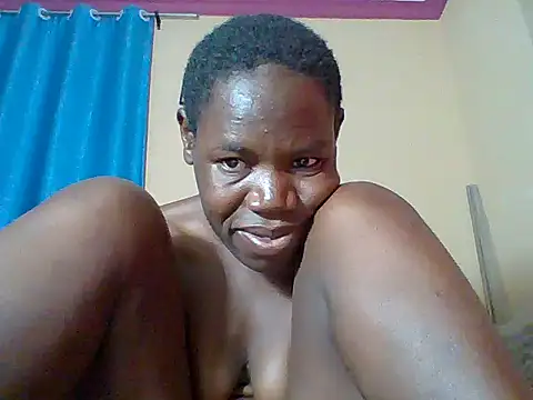 Blacksexyqueen24's Live XXX Chat