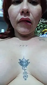 Chatroom XXX en direct de Queen_lorena