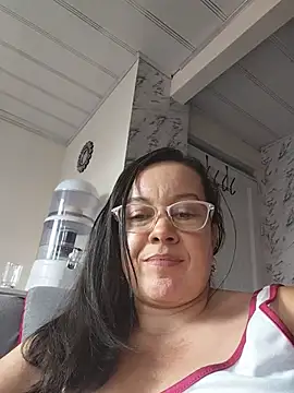 Czat XXX na żywo – Sonialorens_