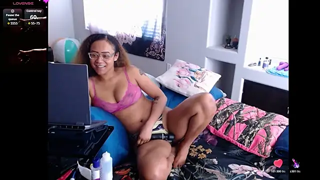 Chat XXX en directo de ReeseZen