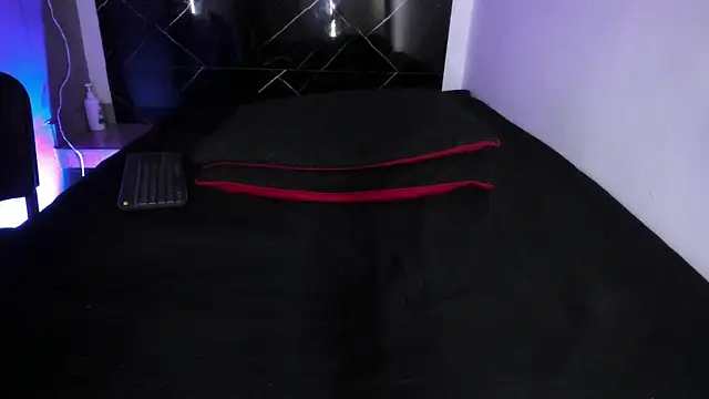 Živý XXX chat Adrian_Wolf