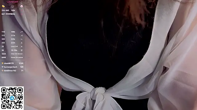 NerixalVireのライブXXXチャット