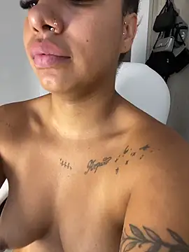 FerAlvaxn Live XXX chat
