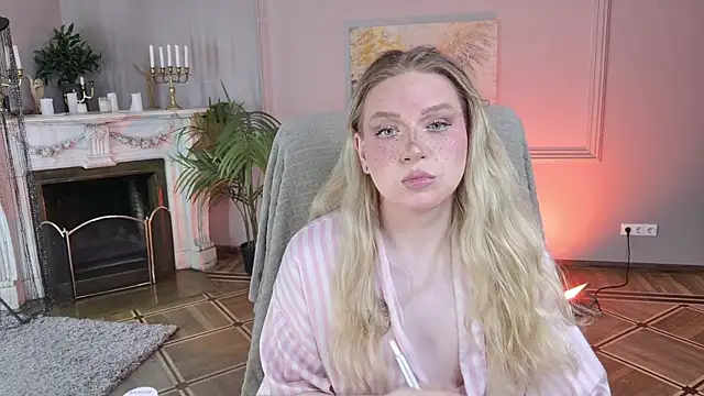 Pokazy przed kamerką – Jes_Solar