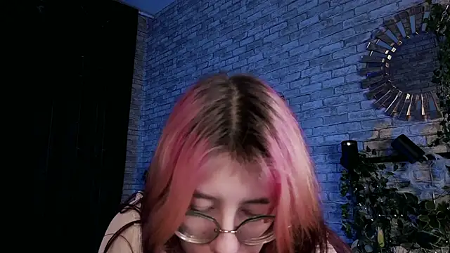 Alice_Nyxn Live XXX chat