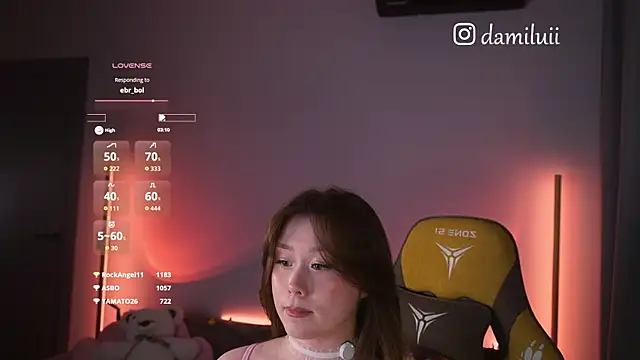 damiluin Live XXX chat