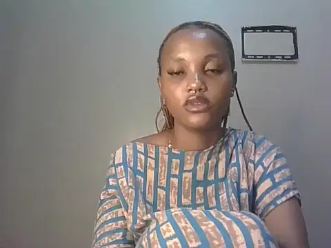 PrettyT5n Live XXX chat