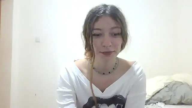 satincalm's Live XXX Chat