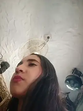 Atthenea_Kaliipxo Webcamshow