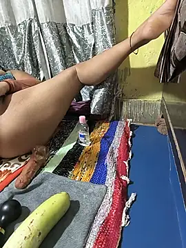 Hotty-Rani-Bhabin Live XXX chat