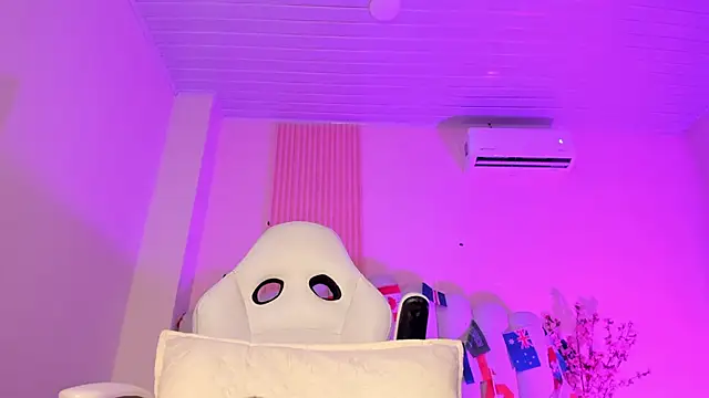 Zoe1_2のライブXXXチャット