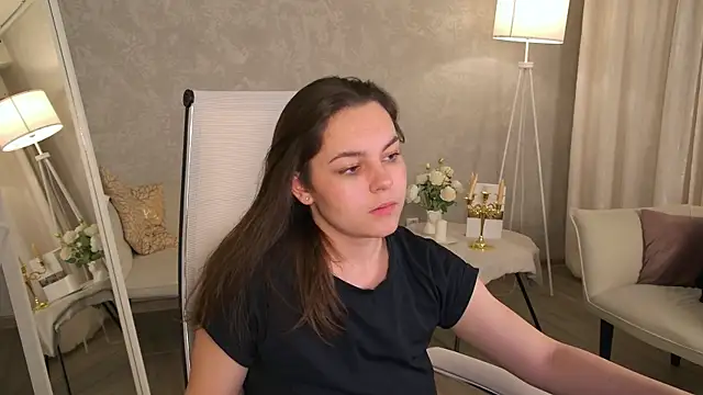 FrancescaCavaliere 即時 XXX 聊天