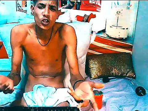 IndianSavageMale Chat XXX live