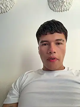 Logan_smith1 现场XXX聊天