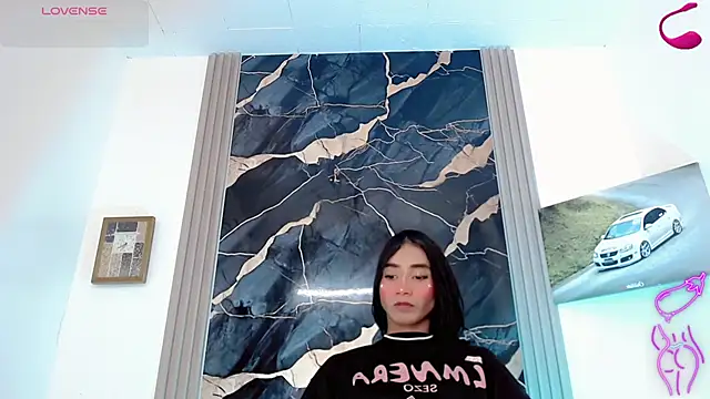 tyle_brunette Chat XXX in diretta