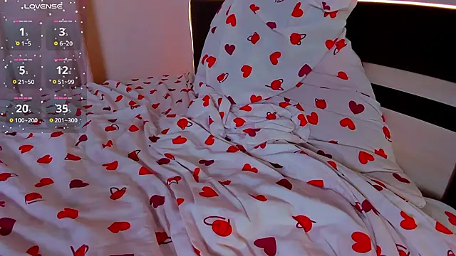 צ'אט XXX בשידור חי של lexxxxxxi