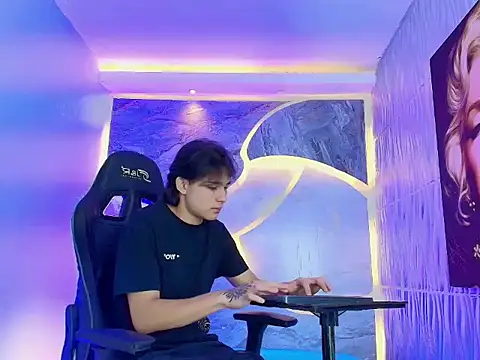 monky_0002 Live XXX-Chat