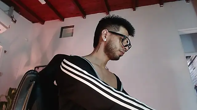 Chat XXX ao vivo de Colby_brown03
