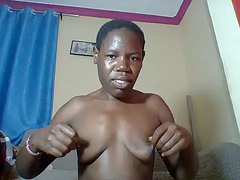 Blacksexyqueen24's Live XXX Chat