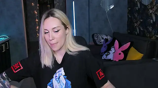 Blckmirrorr Live XXX-Chat
