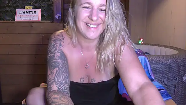 Delichieuse5n Live XXX chat