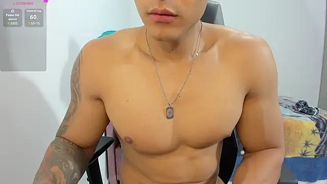 abu_dhabi_21 Adlı Modelin Canlı XXX Sohbeti