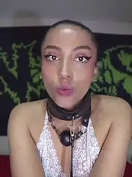 Czat XXX na żywo – KattyBerryX