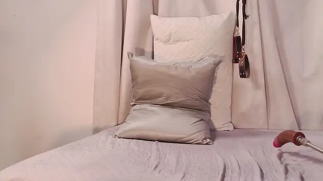 Chat +18 de crystal_gilton ao vivo