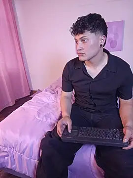Wildseductor1's Webcam Show