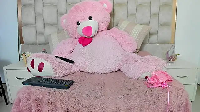 צ'אט XXX בשידור חי של MaddyReyes