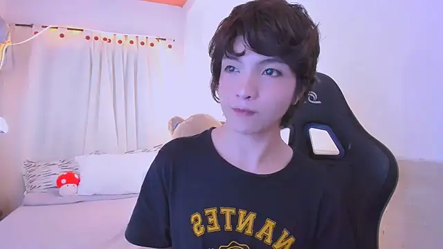 Sweet_Allan 即時 XXX 聊天