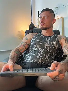 DimitriSullivan_ Live XXX-Chat