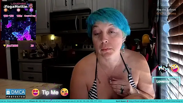 Živý XXX chat YogaHottie76