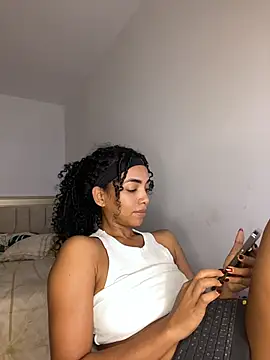 nicoleebony1's Live XXX Chat